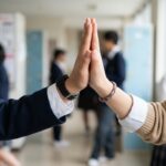 トップページ Kk Img Japanese Student High Five Han 150x150